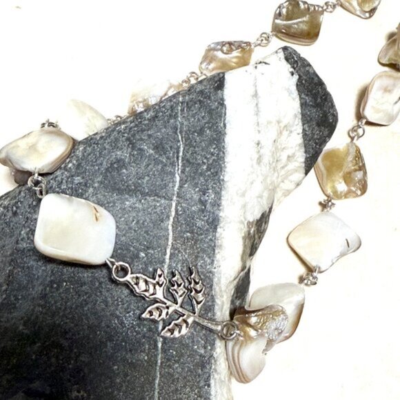 Irregular Mother of Pearl Shell Beads + Silver Leaf Branch Pendant Necklace - Picture 4 of 12